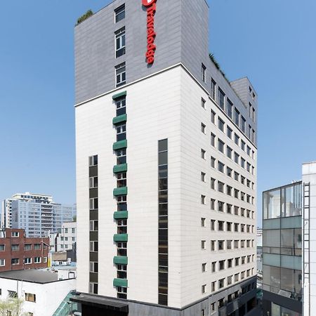 Travelodge Myeongdong Namsan Seoul Exterior foto